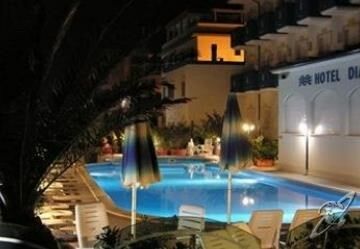 Hotel Diana Viserbella di Rimini Екстериор снимка