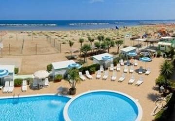 Hotel Diana Viserbella di Rimini Екстериор снимка